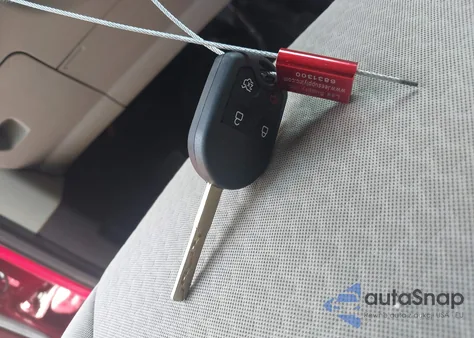 2018 Ford Escape Se from USA, damaged, VIN 1FMCU9GD6JUB66561